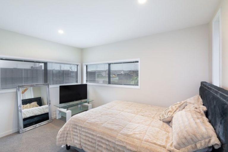 Photo of property in 18 Heney Street, Kaiapoi, 7630