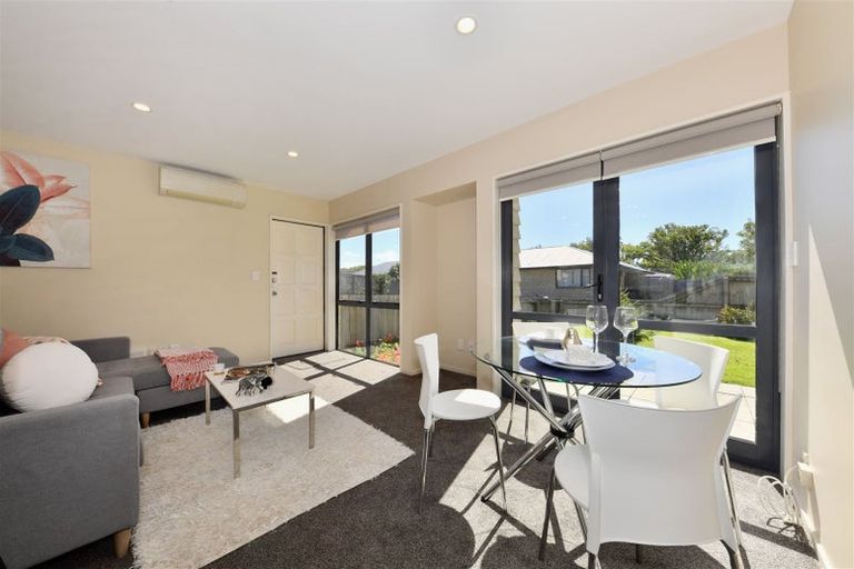 Photo of property in 9b Ferndown Lane, Bromley, Christchurch, 8062