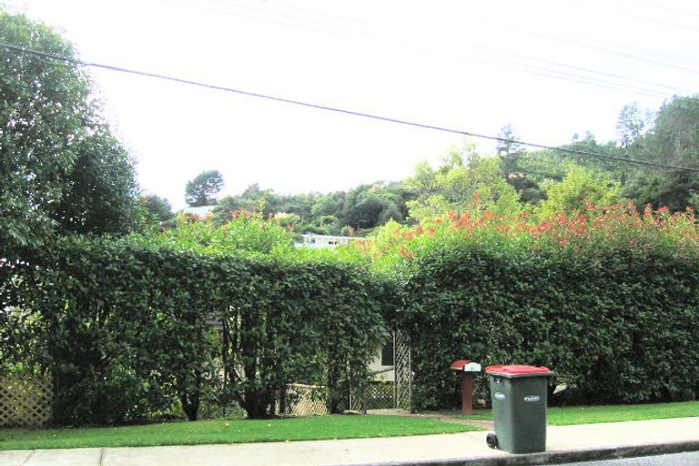 Photo of property in 21 Forest Road, Pinehaven, Upper Hutt, 5019