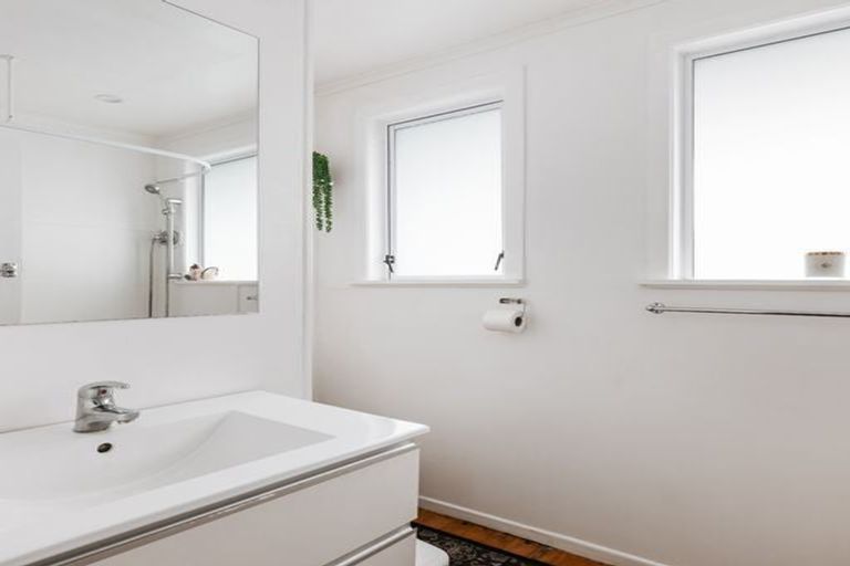 Photo of property in 1/86 Pillans Road, Otumoetai, Tauranga, 3110