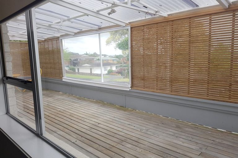 Photo of property in 3/25 Widmore Drive, Massey, Auckland, 0614