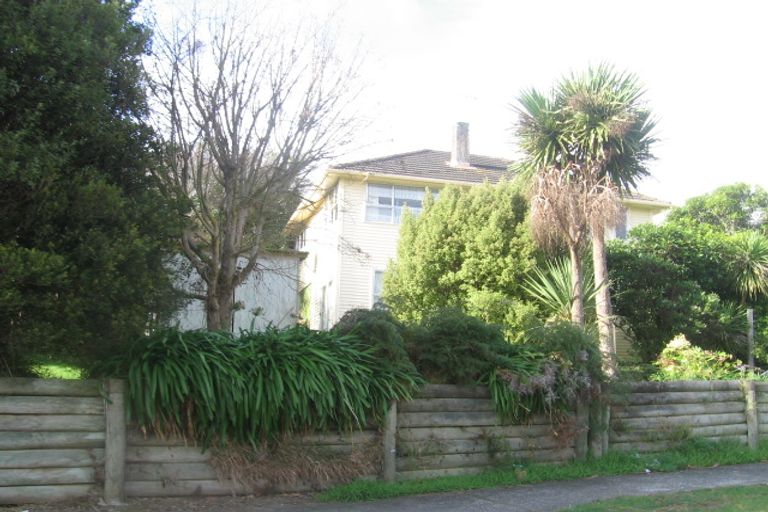 Photo of property in 7 Martin Street, Ranui, Porirua, 5024