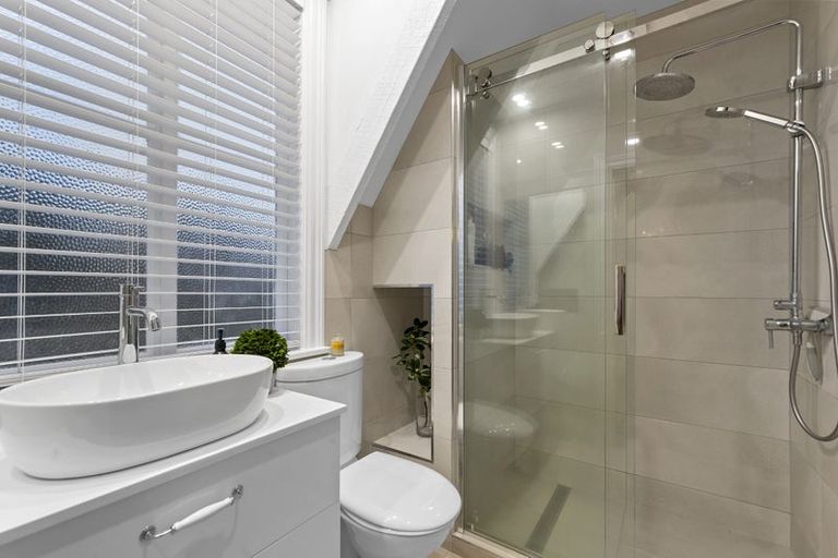 Photo of property in 85 Penruddock Rise, Westmorland, Christchurch, 8025