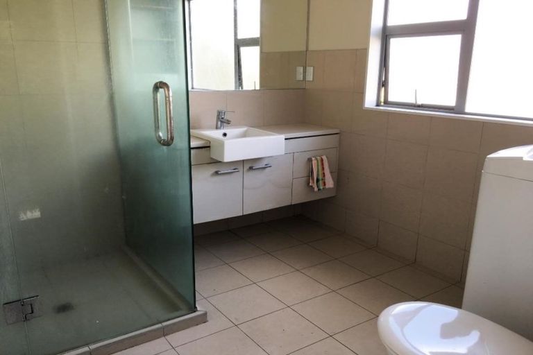 Photo of property in 77 Fairview Avenue, Fairview Heights, Auckland, 0632