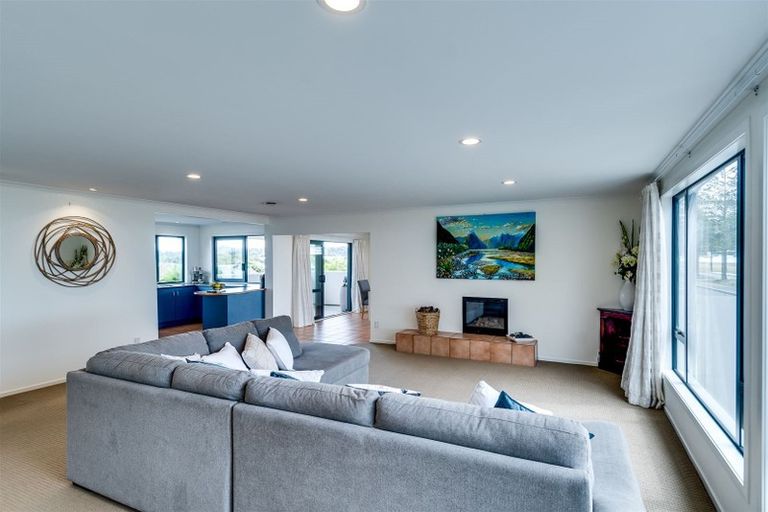 Photo of property in 633 Marine Parade, Napier South, Napier, 4110