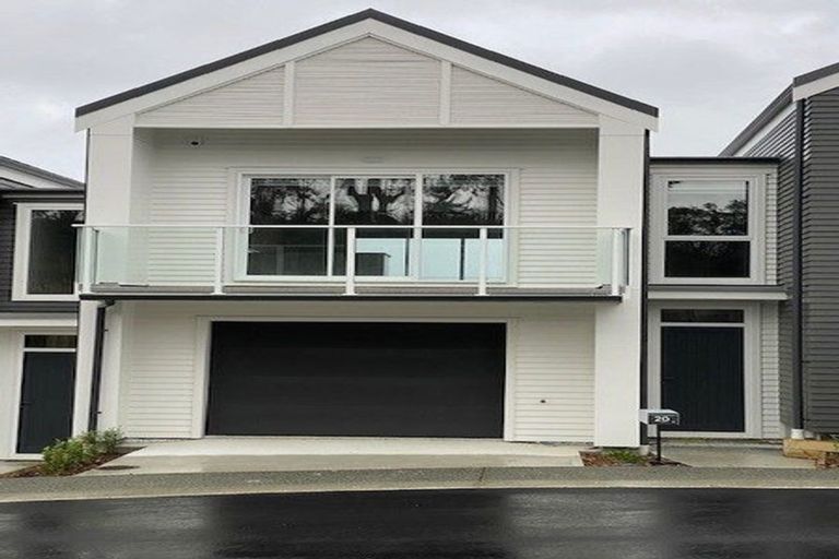 Photo of property in 20 Kopua Place, Whitby, Porirua, 5024