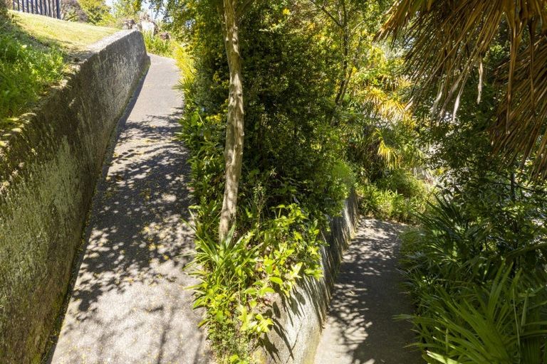 Photo of property in 1/202 Lake Terrace, Waipahihi, Taupo, 3330