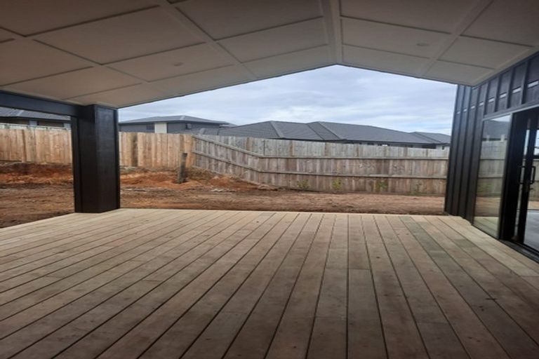 Photo of property in 5 Whanau Avenue, Baverstock, Hamilton, 3200