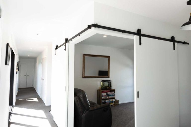 Photo of property in 2a Whitcombe Street, Lepperton, New Plymouth, 4373