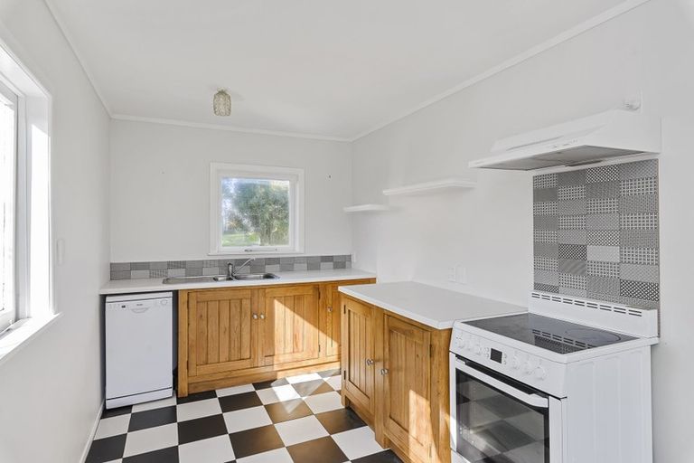 Photo of property in 38 Rodney Avenue, Te Horo Beach, Otaki, 5581