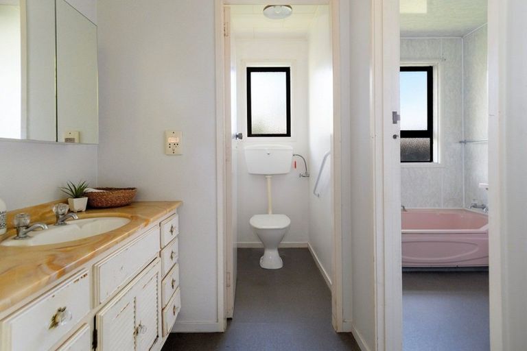 Photo of property in 92 Vale Street, Otumoetai, Tauranga, 3110