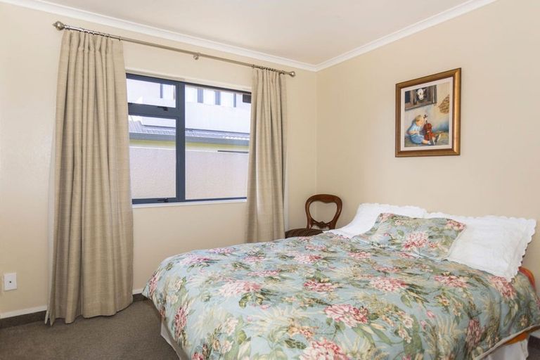 Photo of property in 1 Guinane Street, Dannevirke, 4930