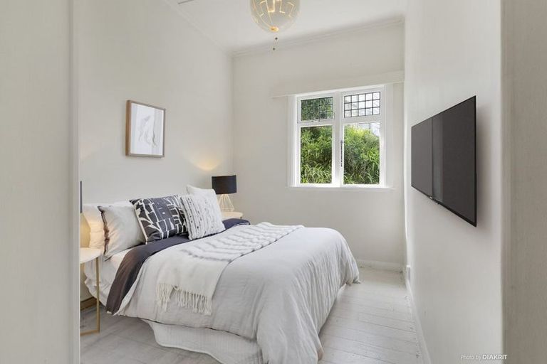 Photo of property in 36 Volga Street, Island Bay, Wellington, 6023