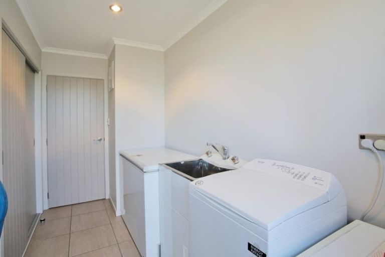 Photo of property in 38 Kirkbride Street, Wallacetown, 9816