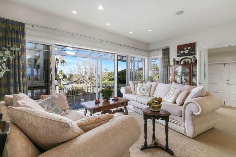 Photo of property in 36a Sharon Road, Waiake, Auckland, 0630