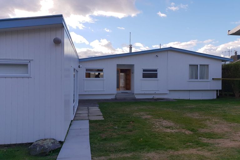 Photo of property in 67 Wharewaka Road, Wharewaka, Taupo, 3330