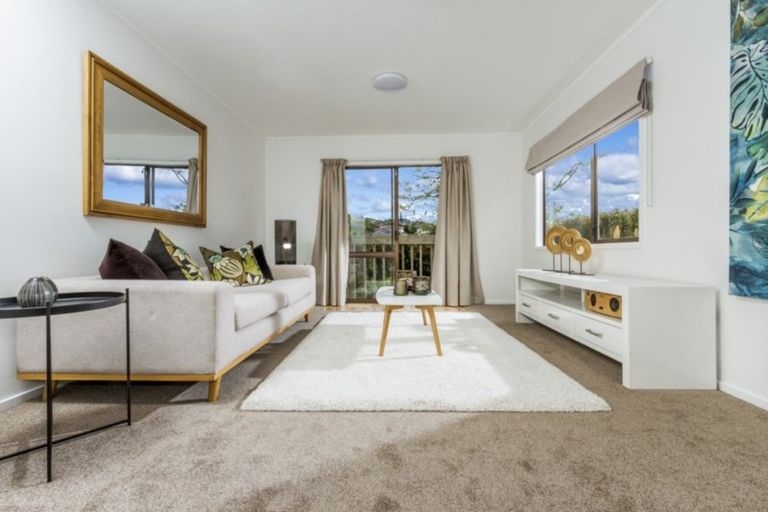 Photo of property in 42 Archers Road, Glenfield, Auckland, 0629