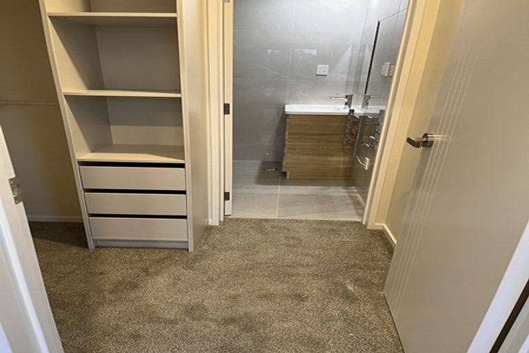 Photo of property in 2a Finnerty Avenue, Bucklands Beach, Auckland, 2014