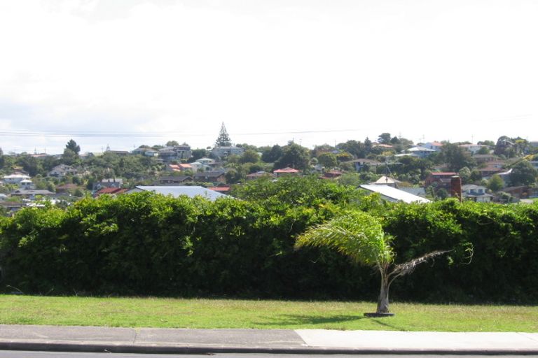 Photo of property in 642 Beach Road, Browns Bay, Auckland, 0630