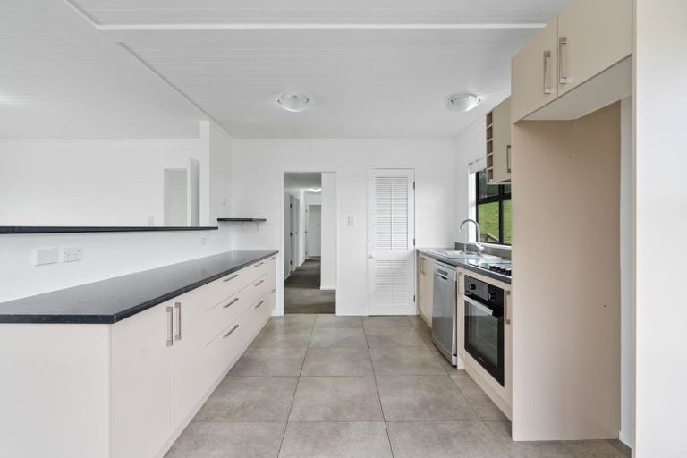 Photo of property in 4 Kara Road, Maungatapere, Whangarei, 0179