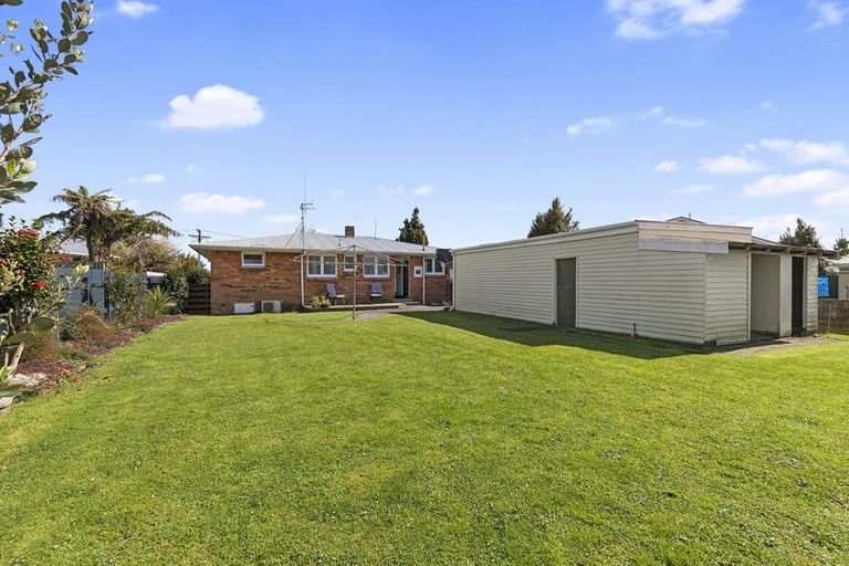 Photo of property in 99 Mount View Road, Melville, Hamilton, 3206