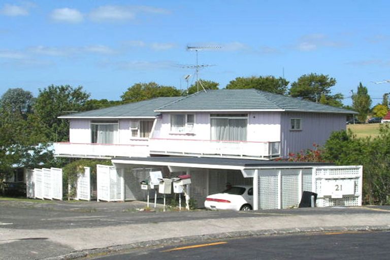 Photo of property in 3/21 Nutsey Avenue, Northcote, Auckland, 0627