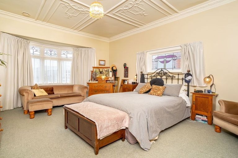 Photo of property in 360 Bay View Road, Saint Clair, Dunedin, 9012