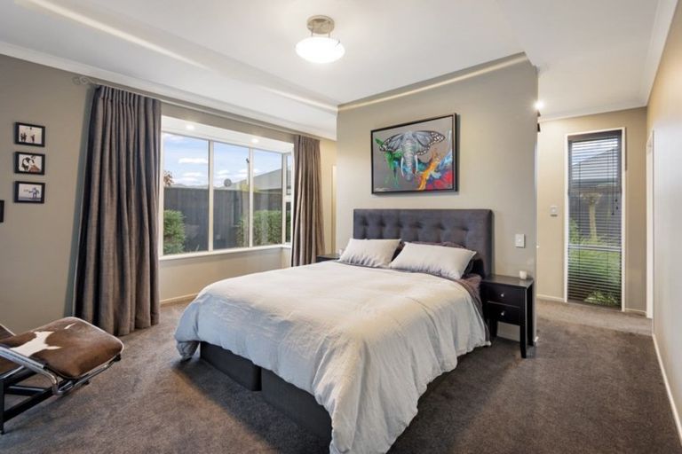 Photo of property in 30 Globe Bay Drive, Templeton, Christchurch, 8042