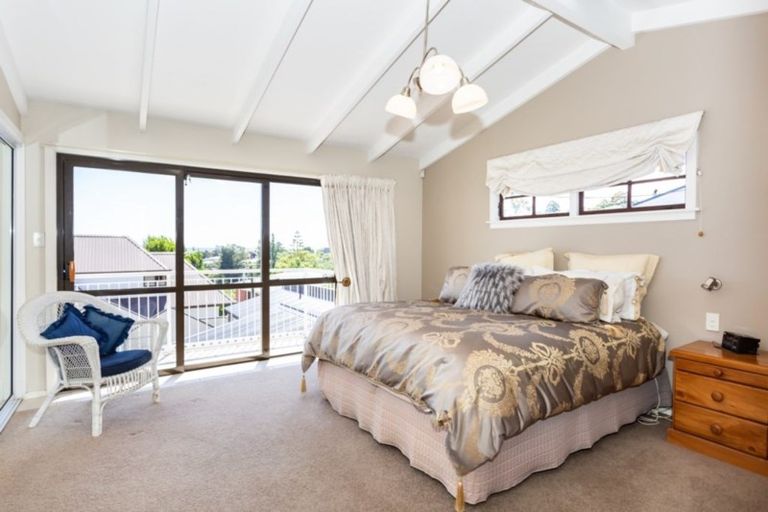 Photo of property in 91a Hackthorne Road, Cashmere, Christchurch, 8022