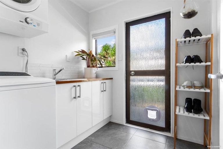 Photo of property in 2/46 Arawa Street, New Lynn, Auckland, 0600