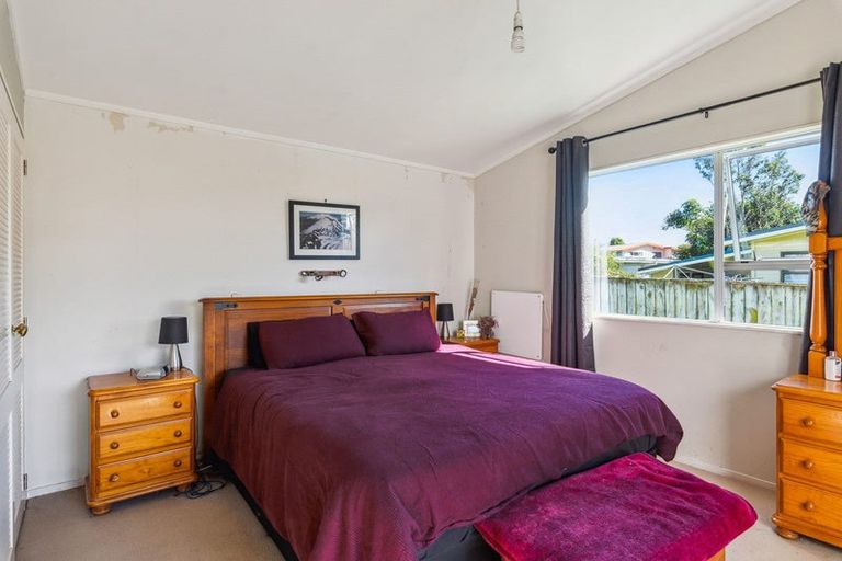 Photo of property in 86 Aorangi Road, Paraparaumu, 5032
