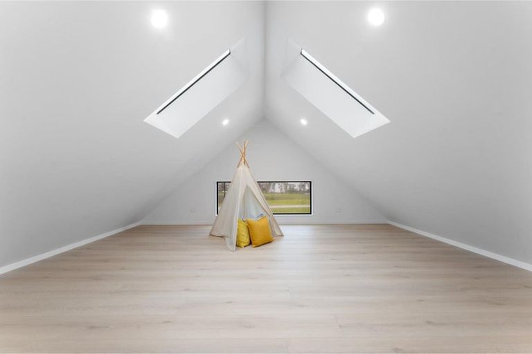 Photo of property in 32 Streamview Way, Long Bay, 0792