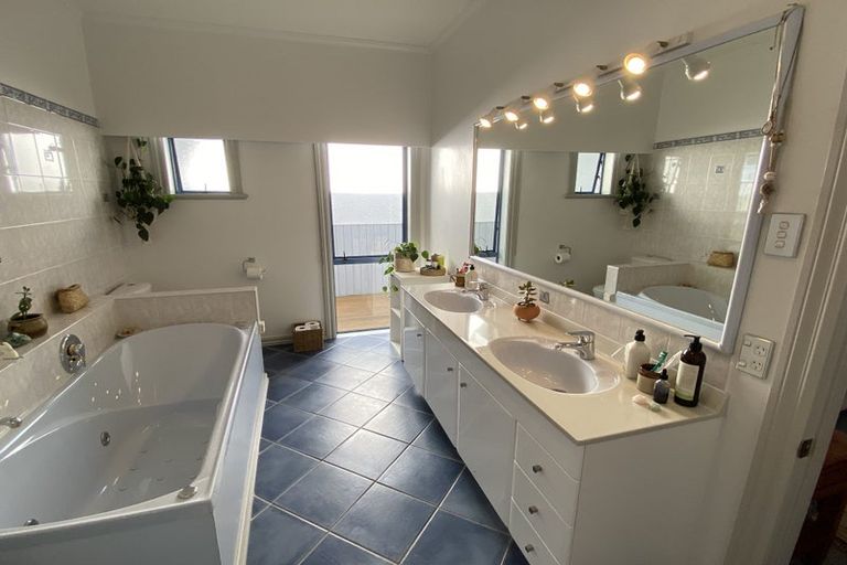 Photo of property in 180 Ballance Street, Whataupoko, Gisborne, 4010