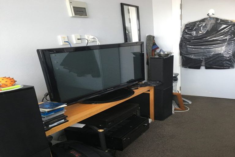 Photo of property in Quest/richard Pearse Apartment, 6/219f Willis Street, Te Aro, Wellington, 6011