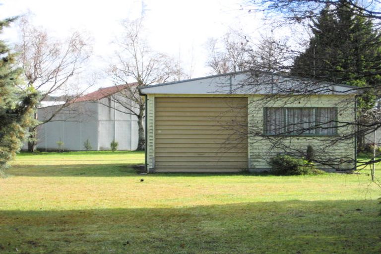 Photo of property in 6 Pearce Place, Kinloch, Taupo, 3377