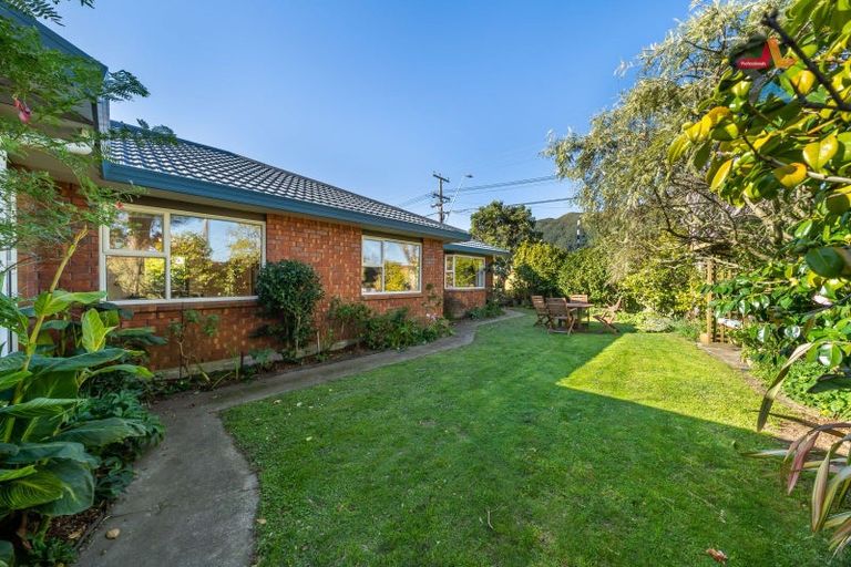 Photo of property in 41 Waiwhetu Road, Waiwhetu, Lower Hutt, 5010