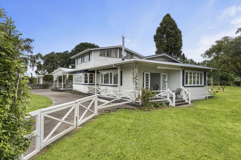 Photo of property in 4 Crossley Street, Katikati, 3129