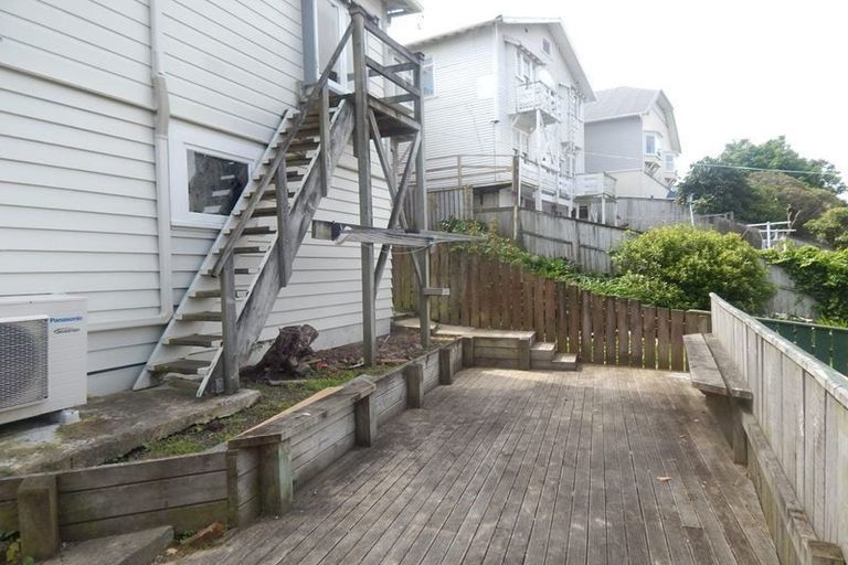 Photo of property in 137 Hataitai Road, Hataitai, Wellington, 6021
