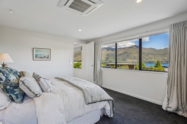 Photo of property in 5 Clearview Street, Wanaka, 9305
