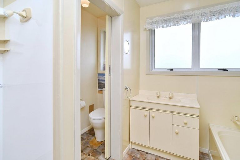 Photo of property in 2 Aintree Street, Bishopdale, Christchurch, 8051