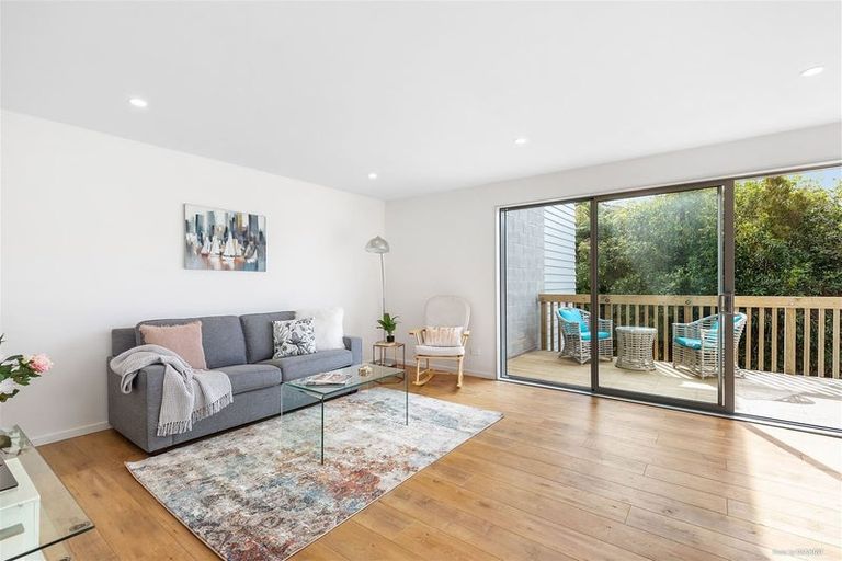 Photo of property in 113 Glenvar Road, Torbay, Auckland, 0630