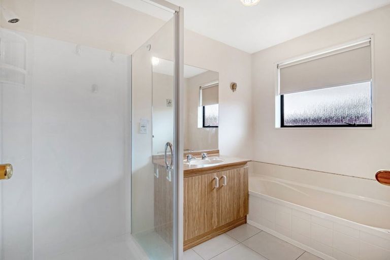 Photo of property in 2 Canon Stack Place, Kaiapoi, 7630