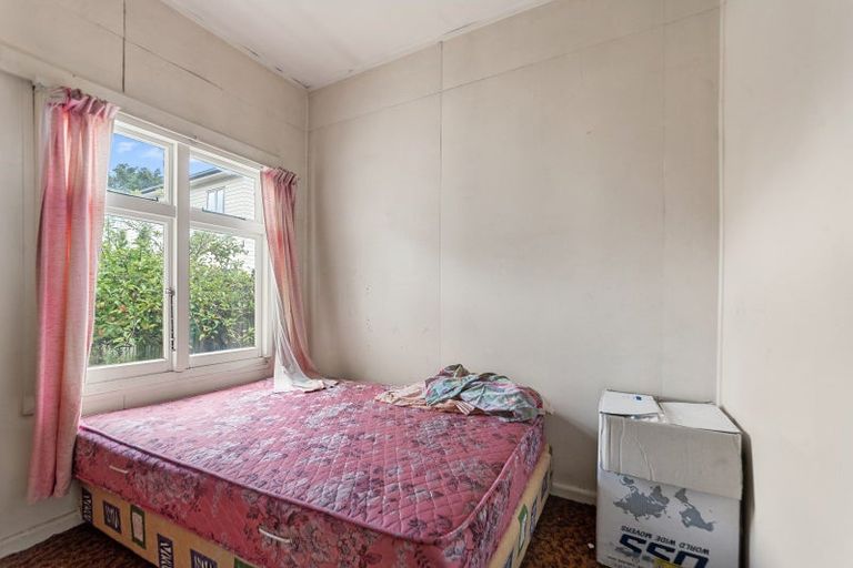 Photo of property in 12 Somerset Crescent, Spreydon, Christchurch, 8024