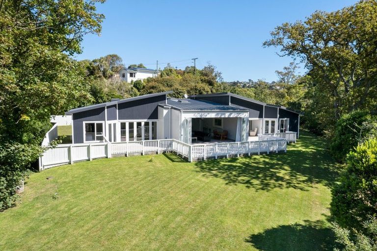 Photo of property in 23 Glenside Road, Glenside, Wellington, 6037