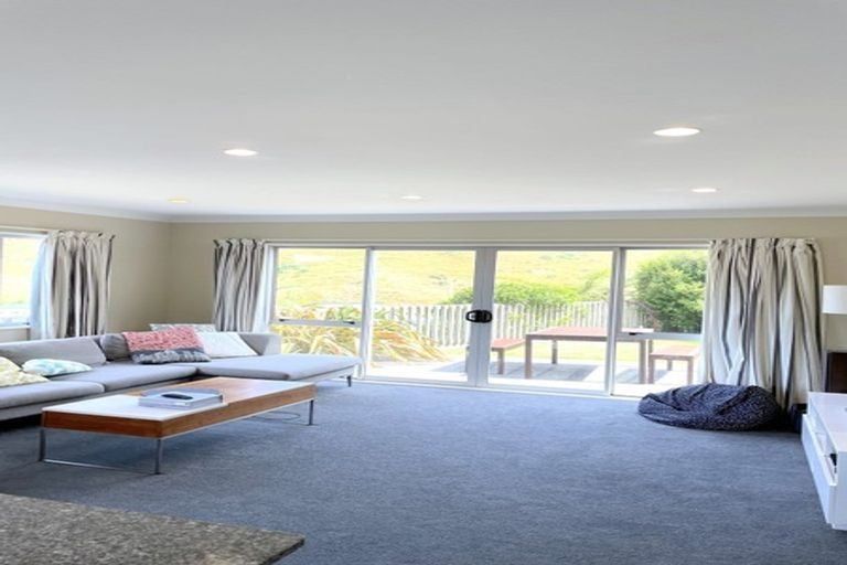 Photo of property in 5 Gifford Grove, Churton Park, Wellington, 6037