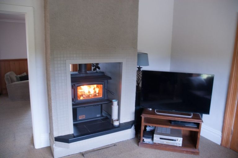 Photo of property in 16 Studholme Street, Temuka, 7920