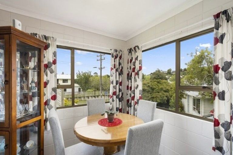 Photo of property in 65 Cumberland Street, Welbourn, New Plymouth, 4312