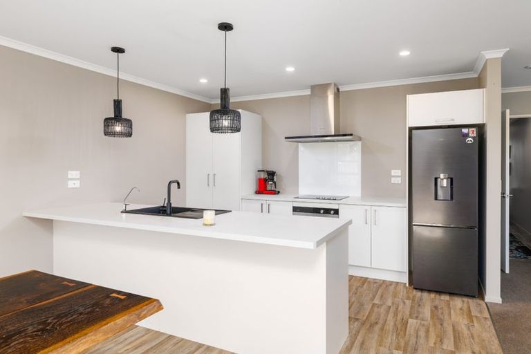 Photo of property in 27 George West Square West, Wigram, Christchurch, 8025