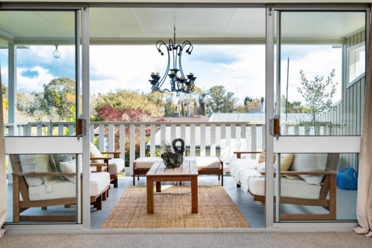 Photo of property in 2 Lovat Street, Havelock North, 4130