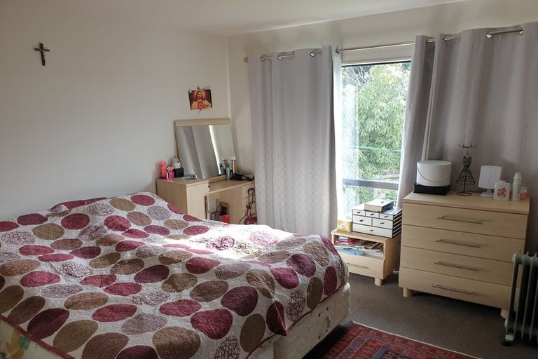 Photo of property in 12 Black Teal Close, Unsworth Heights, Auckland, 0632